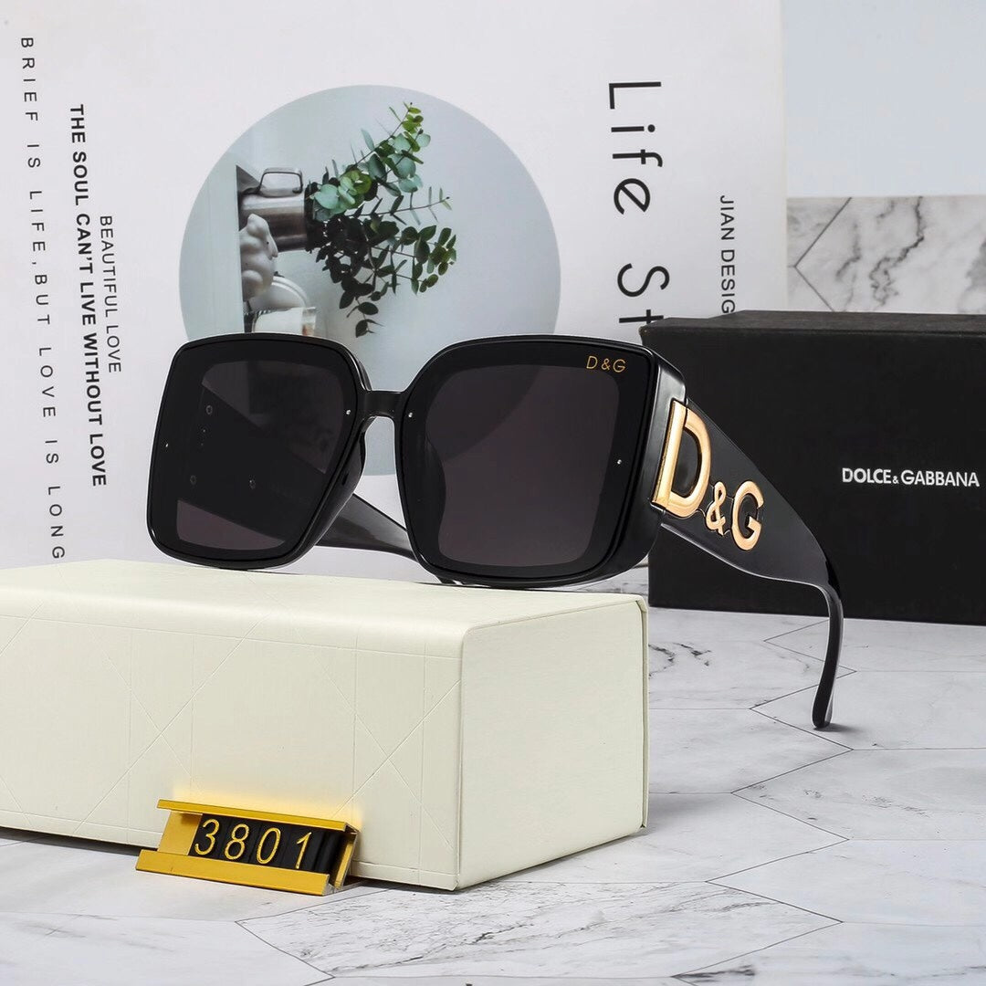 Woman's Thick Frame Fashion Sunglasses 3801s-sss62