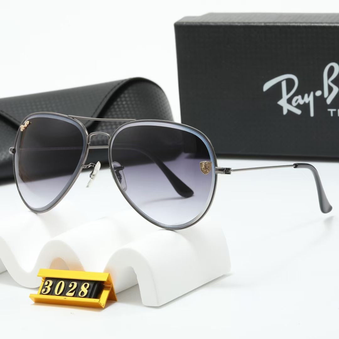 Fashion hot 8 color sunglasses 3028s-sss62