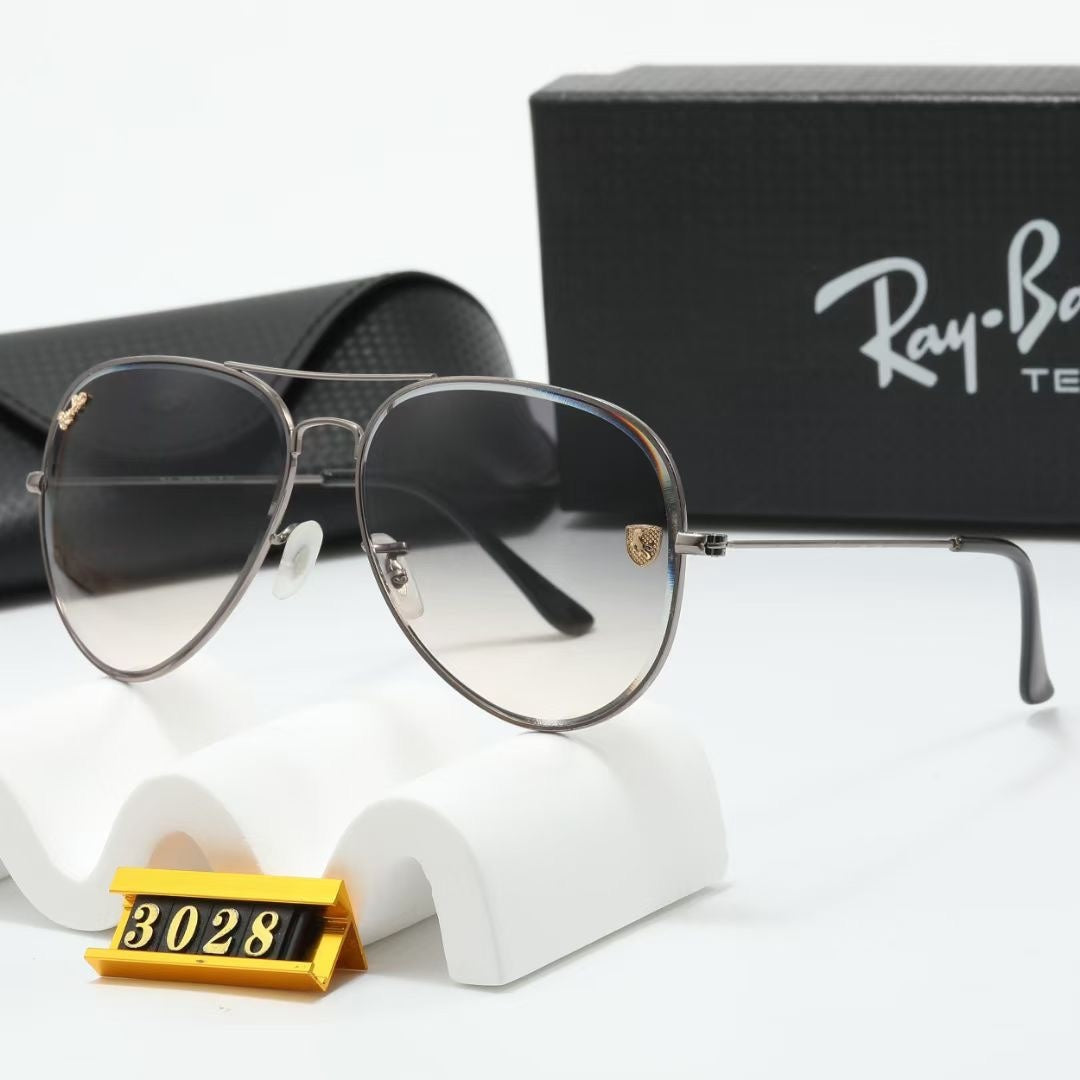 Fashion hot 8 color sunglasses 3028s-sss62