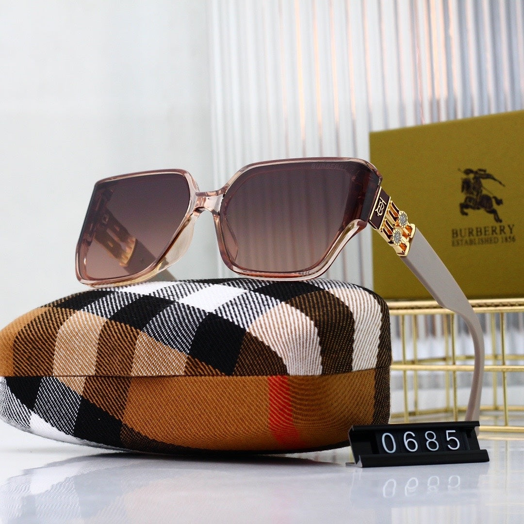 Fashion hot 7 color sunglasses 0685s-sss62