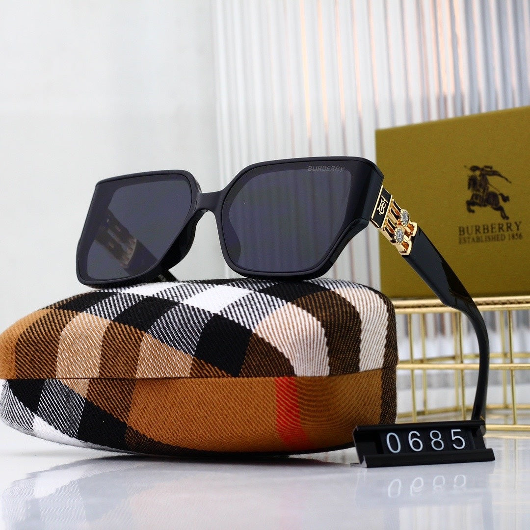 Fashion hot 7 color sunglasses 0685s-sss62